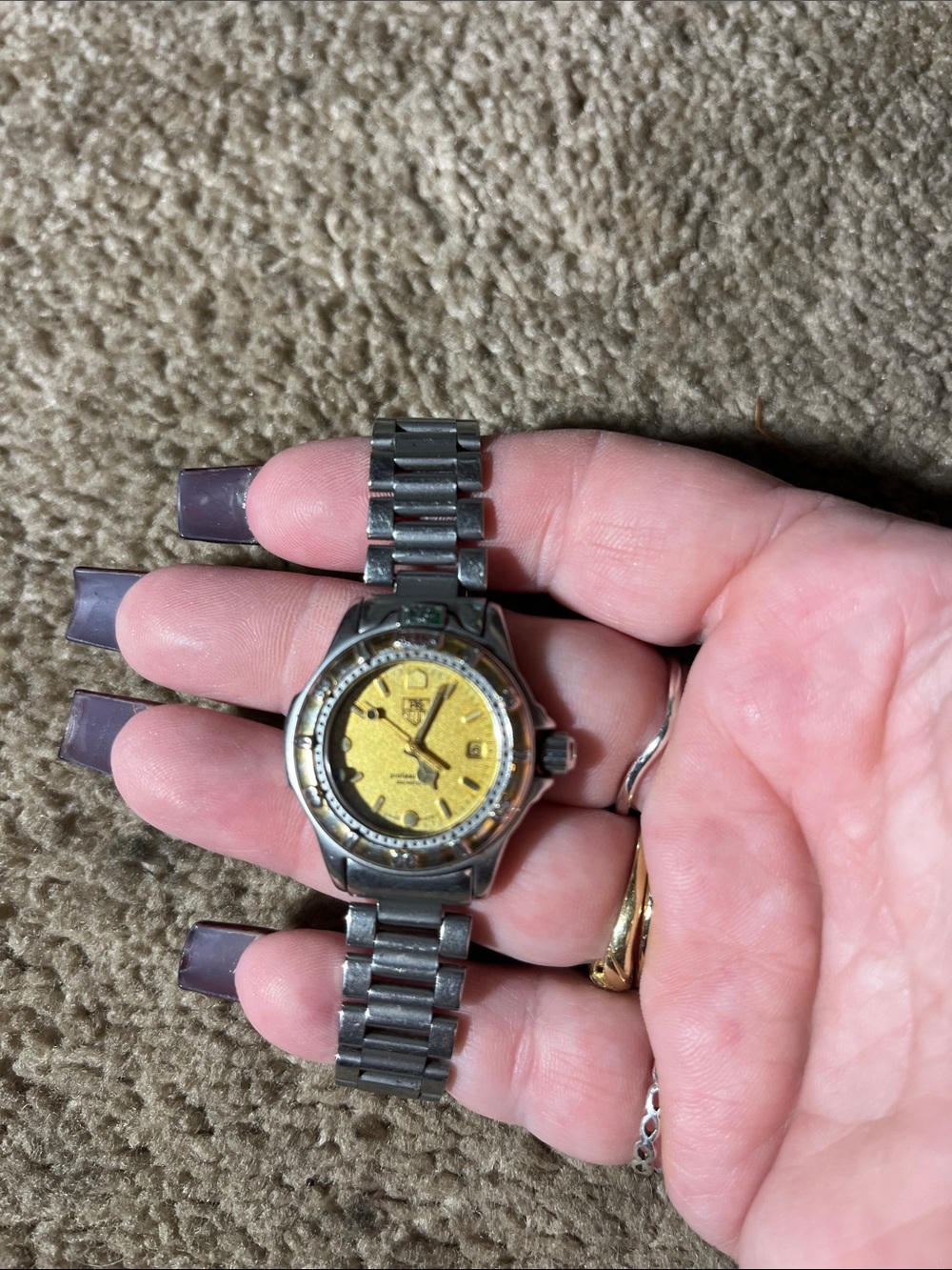 Tag Heuer 4000 series Watch - Picture 2 of 3